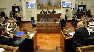 La inédita y caliente sesión del Concejo por los mil millones