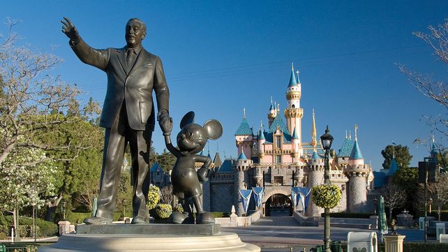 Disneyland en alerta por el brote de una rara enfermedad mortífera