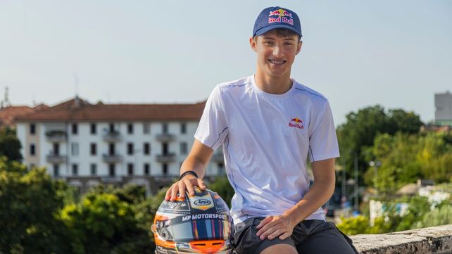 Mattia Colnaghi fue contratado por la Academia de Red Bull.