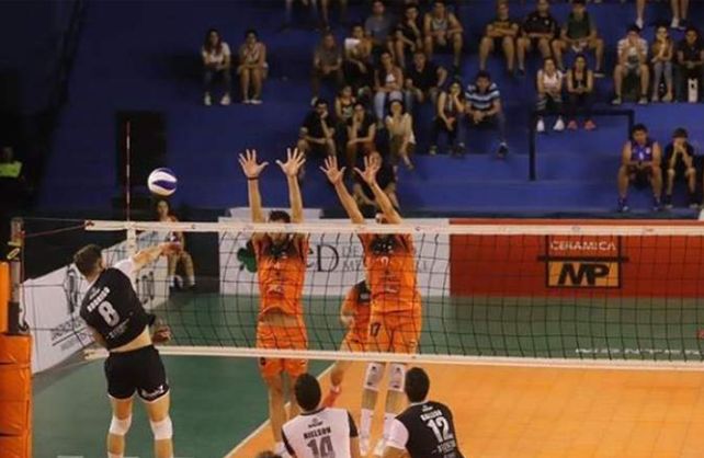 Obras San Juan rompió el maleficio en la Liga Nacional de vóley