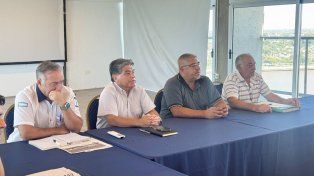 En el hotel UNL-ATE se realizó la tradicional reunión logística de la Maratón.