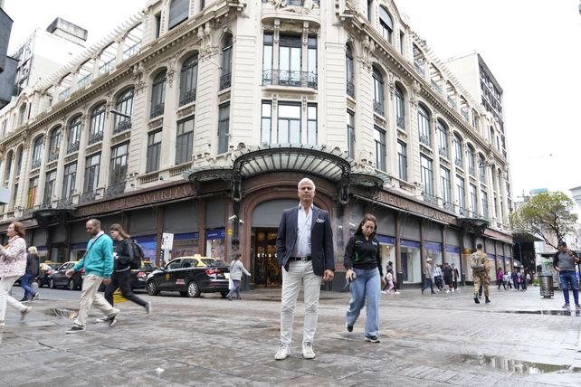 Uno de los desafíos que tienen por delante es el destino del subsuelo. Están con reuniones con interesados en invertir en el espacio que tiene 1.300 metros cuadrados.