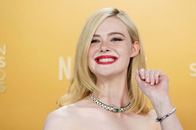 Elle Fanning.
