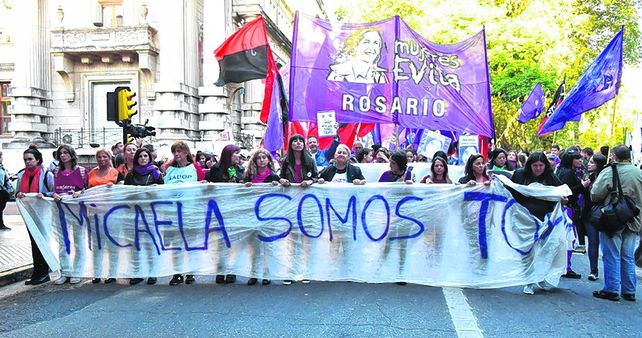 Micaela somos todas. Cientos de personas expresaron su lucha contra el flagelo de la violencia machista.&nbsp;