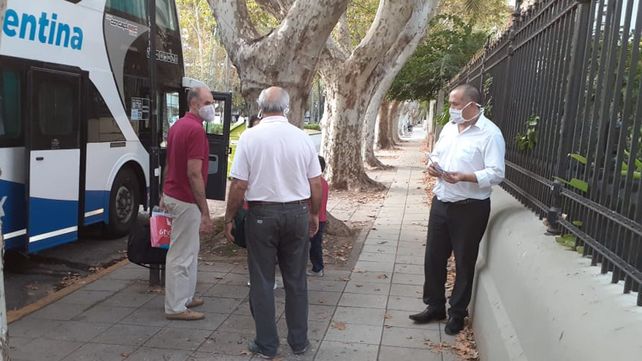 Italianos varados en Rosario emprendieron el regreso a casa