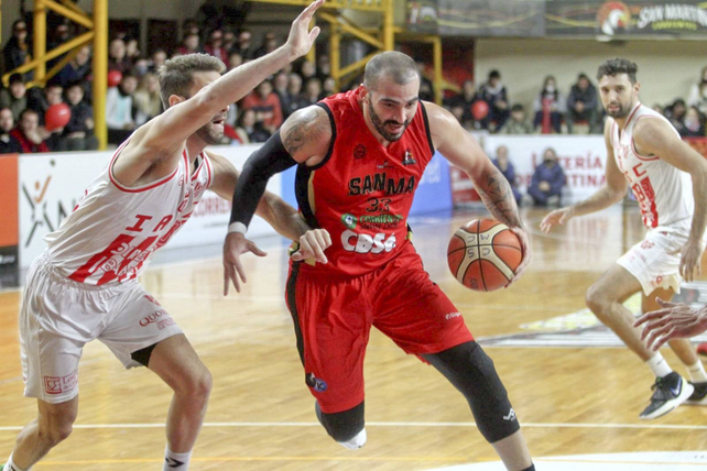San Martín (C) descontó ante Instituto en la semifinal de la Liga Nacional