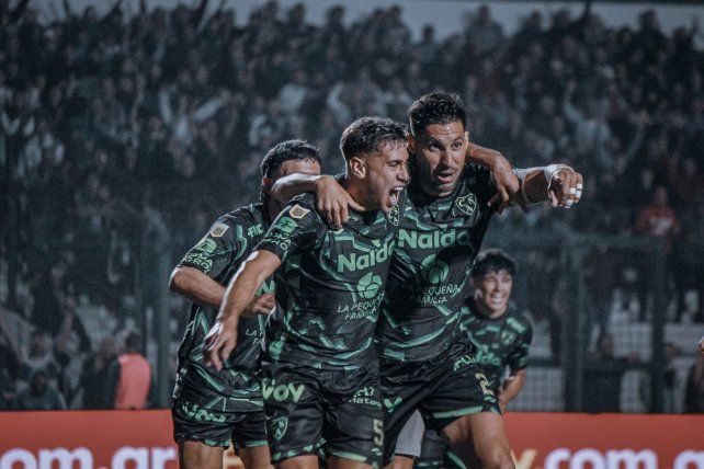 Sarmiento venció a Estudiantes de local.
