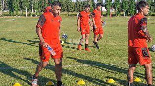 La actual dirigencia de Colón negocia para poder contar con Wanchope Ábila en Primera Nacional.