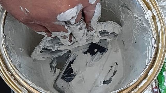 Cárcel de Piñero: quisieron ingresar teléfonos en un tacho de pintura