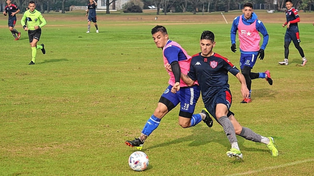 La duda de Azconzábal en el equipo titular para el debut de Unión