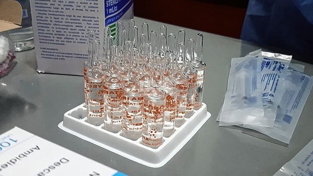 Este lunes se comenzará con la combinación de dosis con Moderna