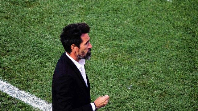 Domínguez: Colón tuvo la efectividad que le faltó ante Independiente