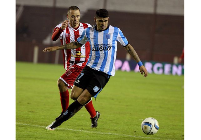 Racing avanza en la Copa Argentina