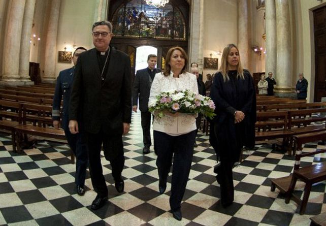 En la catedral. Martín habló en el marco del Día de la Virgen del Rosario.
