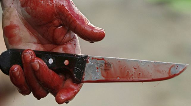 puñal apuñalado cuchillo arma blanca