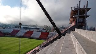 Continúa la polémica por la iluminación para el partido contra Boca