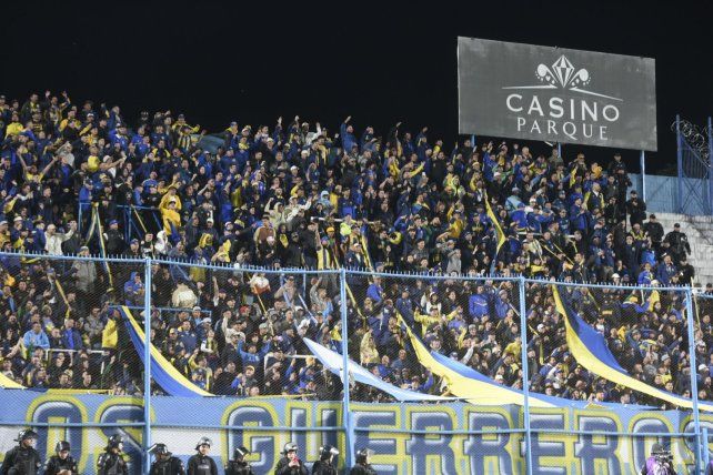 Hace un par de semanas miles de hinchas de Central se trasladaron a Tucumán