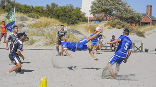 Argentino está entre los cuatro mejores de la Liga Nacional de Fútbol Playa que se juega en Puerto Madryn.