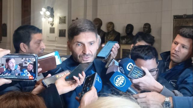 El gobernador electo Maximiliano Pullaro habló con la prensa este miércoles a su regreso de Estados Unidos.&nbsp;