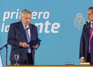 Juró Daniel Scioli y el Presidente pidió la máxima unidad