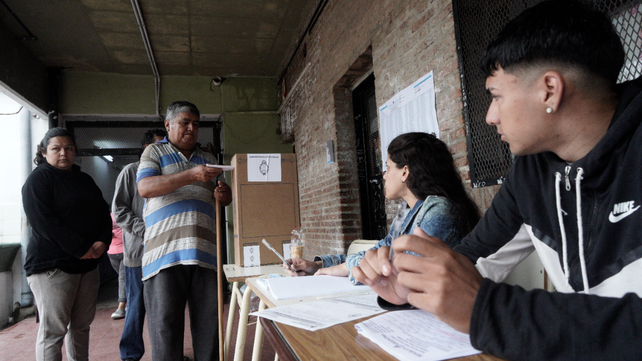 Las elecciones en Rosario marcaron una victoria de Unión por la Patria en la mayoría de las escuelas.