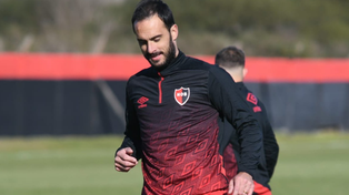 El zaguero central estuvo en Bella Vista pero solo de visita. Se puede perder gran parte de la Copa.