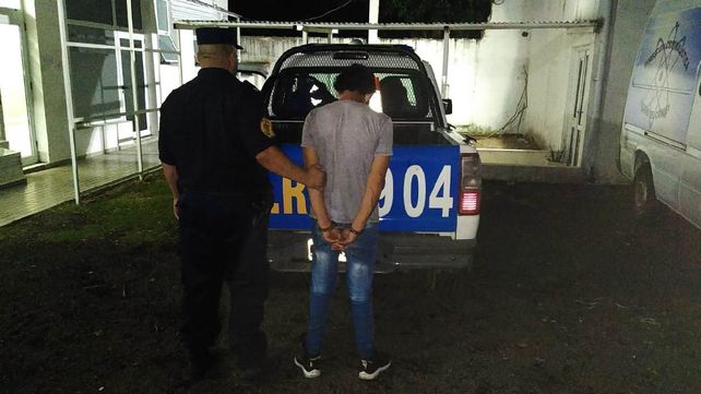 Había robado una rueda de auxilio y otras herramientas y terminó detenido.