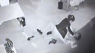 Intentó violar a una camarera pero se encontró con la sorpresa de que era una experta en artes marciales