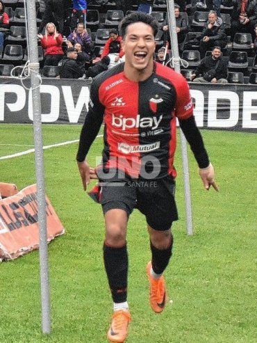 Colón cuenta con uno de los jugadores más determinantes de la Primera Nacional