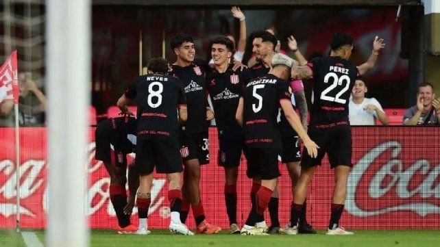 Estudiantes sufrió más de la cuenta pero se llevó los tres puntos.