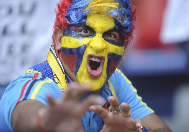 Argentina derrotó a Colombia en Barranquilla y por fin conoció la victoria
