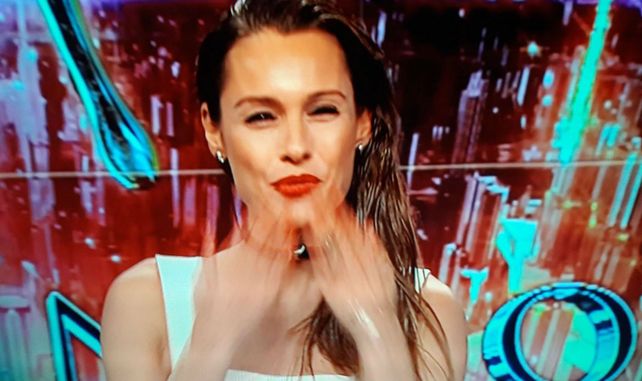 Pampita volvió y dijo que si no están conformes con su trabajo que se va.