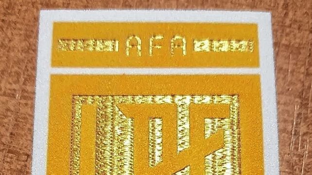 La nueva camiseta de Colón se estrenará este domingo ante River en el Monumental con detalles muy particulares.&nbsp;