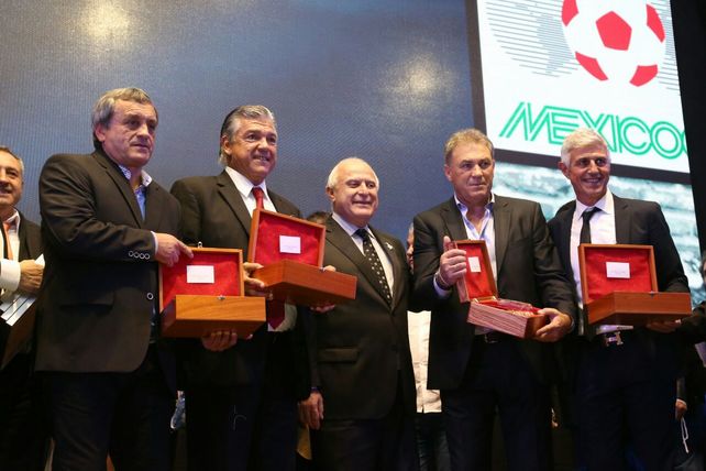 Santa Fe participó del homenaje a los campeones del mundo del 86