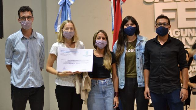 &nbsp;Entrega de microcréditos a emprendedores