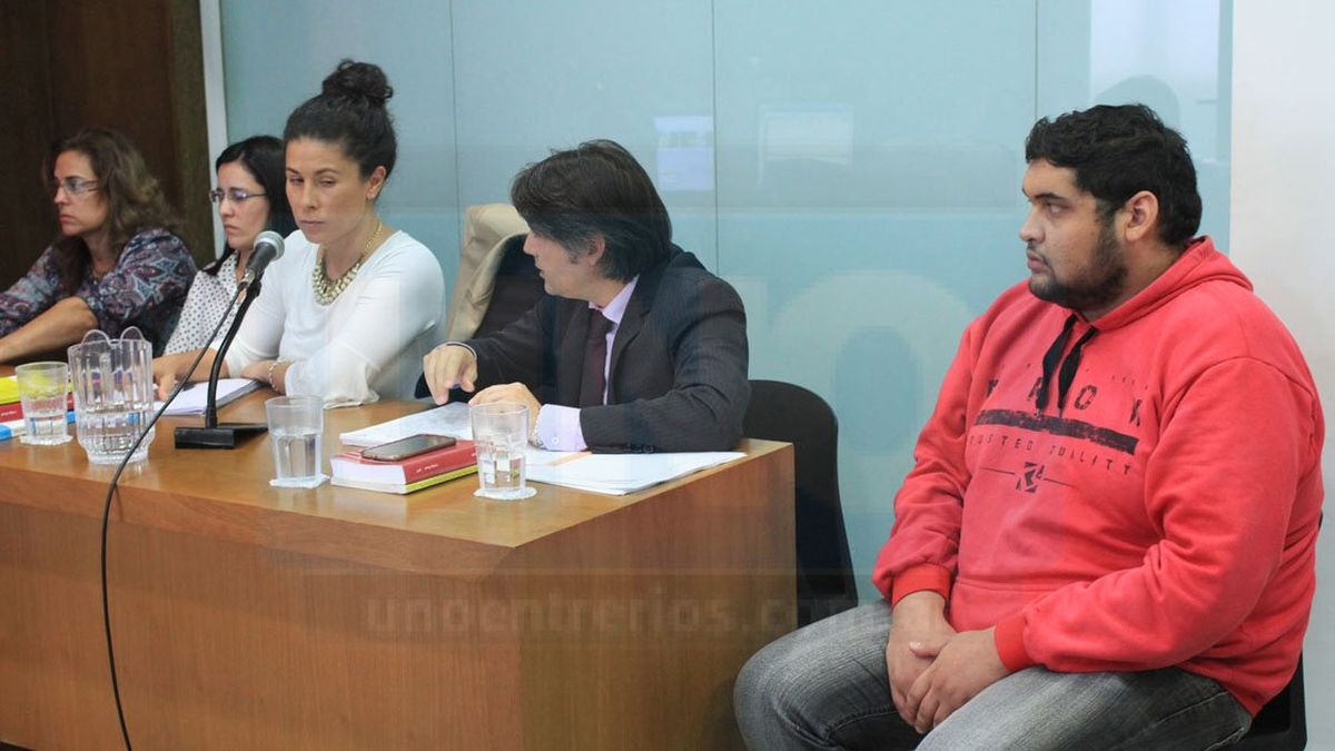Juzgan a un joven por la muerte de dos motociclistas