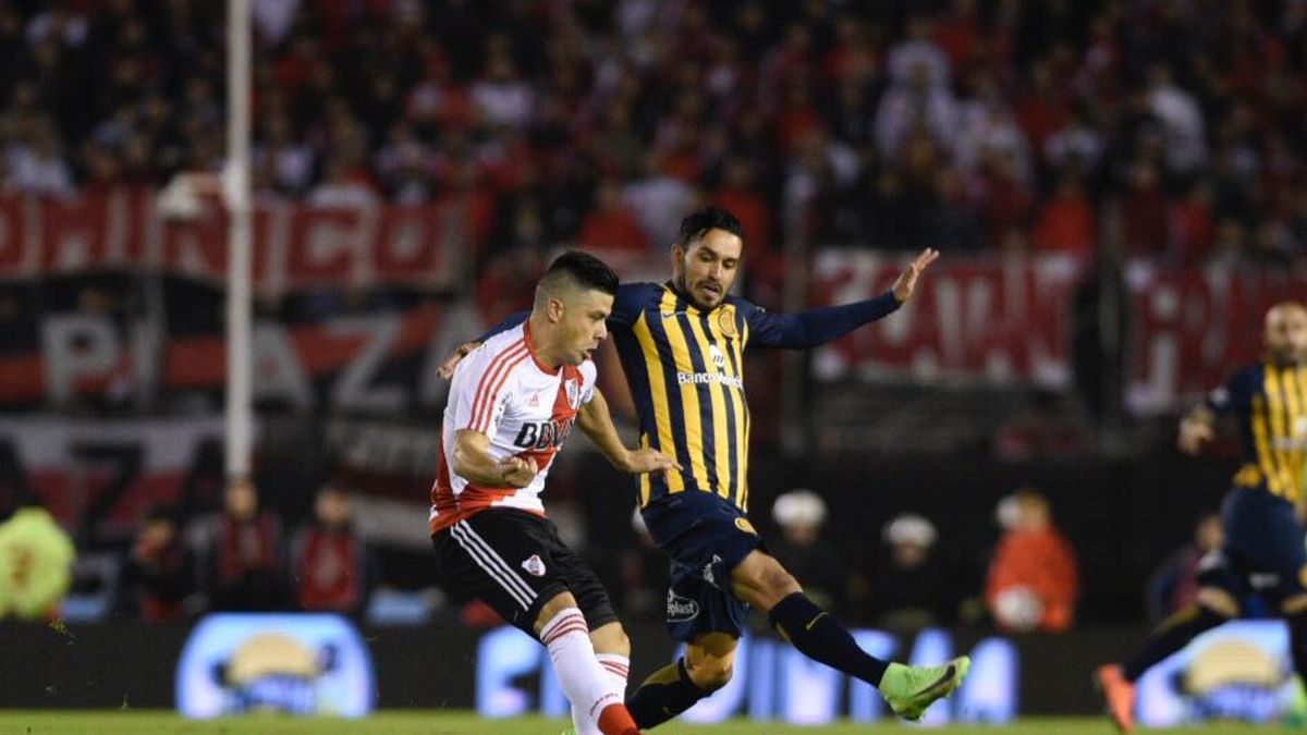 El minuto a minuto del Canalla y el Millonario en el estadio Monumental