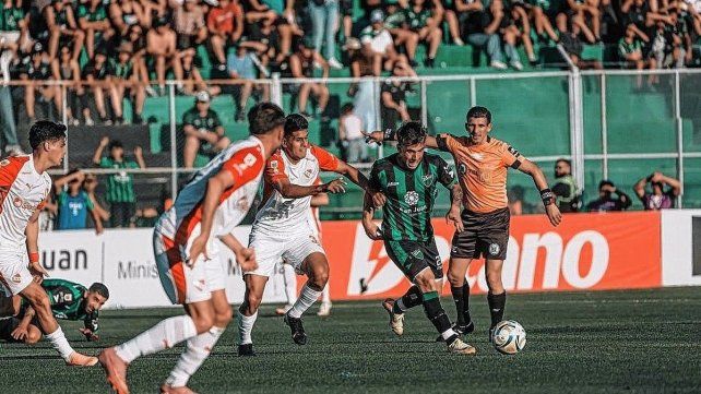 San Martín de San Juan venció 1-0 a Independiente. San Martín de San Juan venció 1-0 a Independiente.