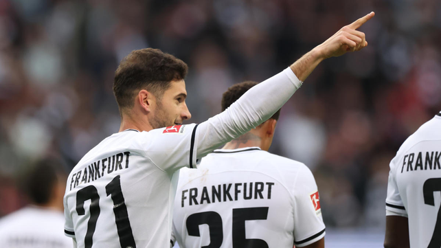 Alario vuelve al gol en la Bundesliga después de cinco meses