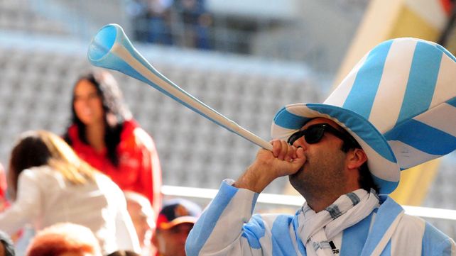 A 40 días del Mundial, el combo para alentar sale $100