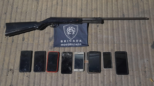 El rifle de aire comprimido incautado por la Brigada Motorizada tras el incidente en calle Esquivel.