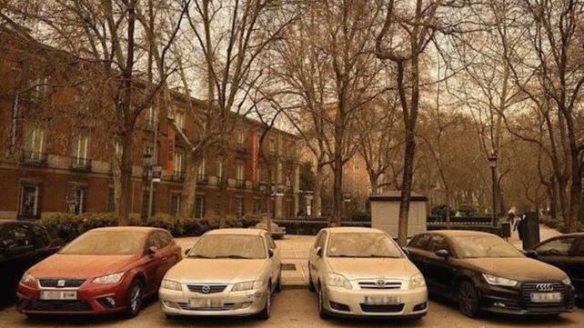 Madrid apareció cubierta por una nube de polvo de arena proveniente del Sahara