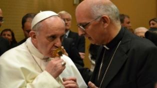El Papa removió a un cardenal conservador