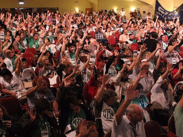Unánime. Más de 600 delegados asistieron y votaron por un plan de lucha si no hay soluciones a las demandas.