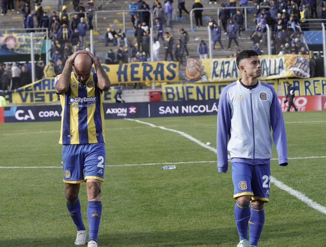 Ni Quintana, ni Giaccone. El Pelado se lo pierde por lesión, mientras que el Laucha se va a Argentinos Juniors.