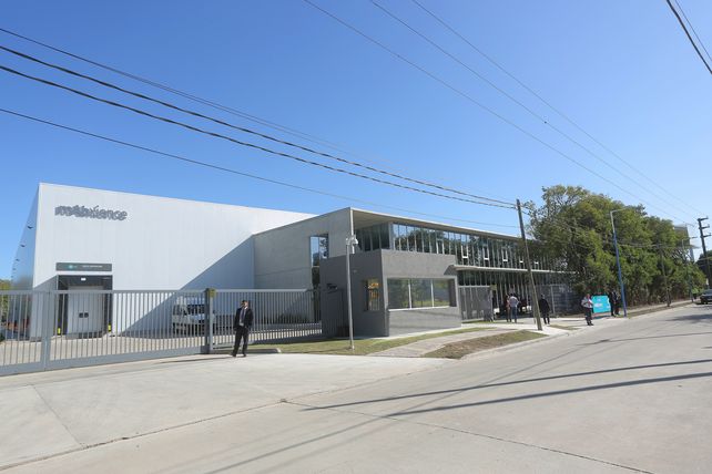 La planta de mAbxience en la provincia de Buenos Aires que fabrica el principio activo de la vacuna. El cuello de botella está en Mexico