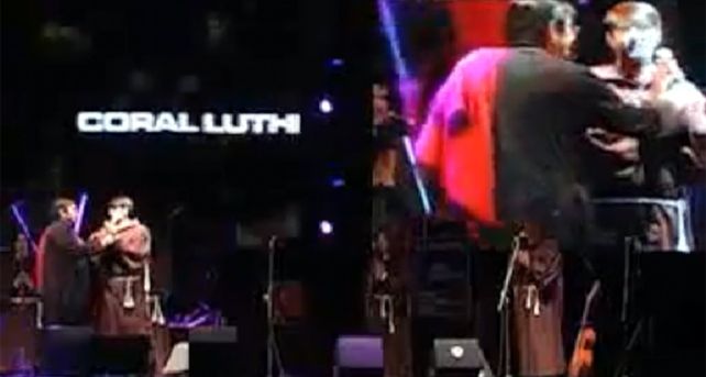 Sacerdote que censur&oacute; un show dijo que violar la fe es diez mil veces peor que la pedofilia