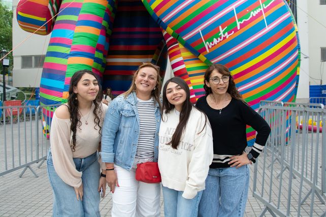 Aimará López, Carolina Cuñe, Dolores y Ana Zauli