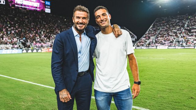 David Beckham y Lionel Scaloni dejaron atrás viejas broncas y se fundieron en un abrazo en el estadio del Inter Miami.&nbsp;