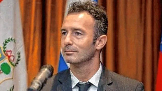 Burtovoy, en La Radio de UNO: El futbol y la industria van hacia la capacitación